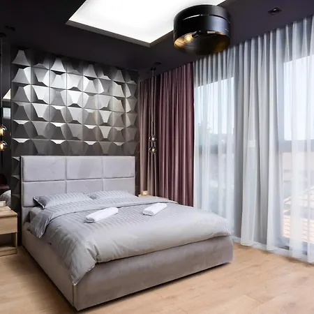 Hill Apartment